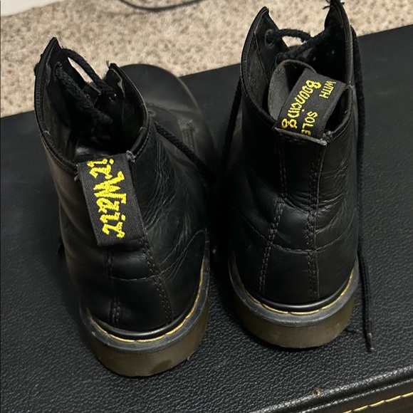 Dr Martens 90’s Vintage Made in England Black Leather Men's Boots - Picture 2 of 9